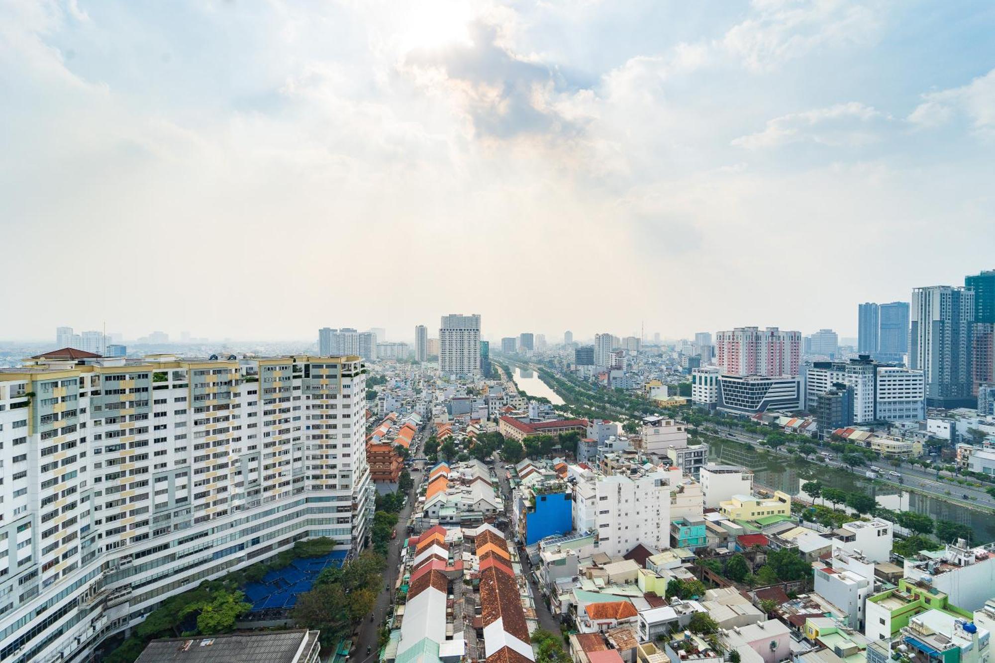 Saigon Apartments - Free City Walk Experience, Amazing Infinity Pool & Free 4G Sim Card For 3 Nights Ho Chi Minh City Bagian luar foto